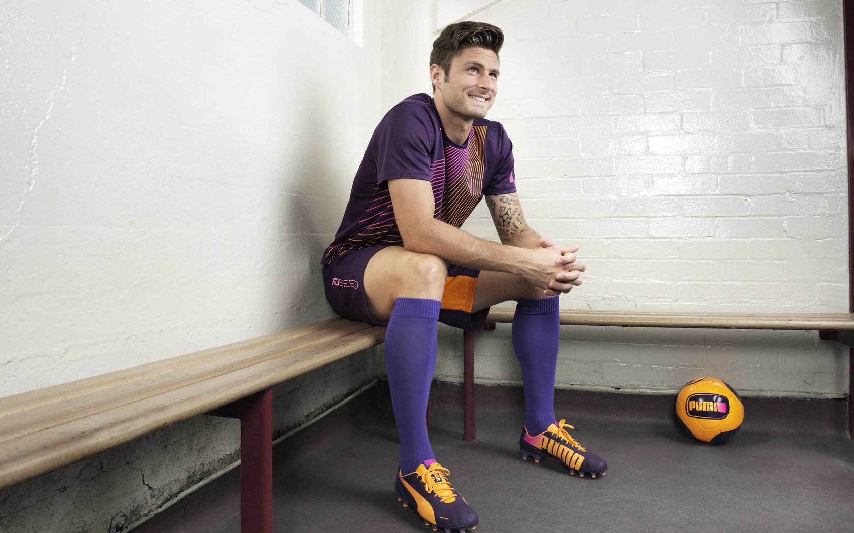 掘金核心举办“宠物慈善赛”，萌宠与篮球同台